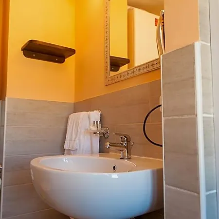Bed & Breakfast Beb Le Frattocchie