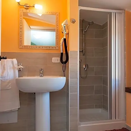Beb Le Frattocchie 3* Castel Di Sangro